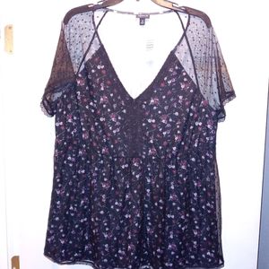 TORRID Sz 2 floral and mesh shirt